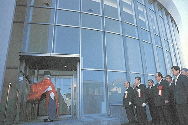 2001_02_国分寺キャンパス落成_1
